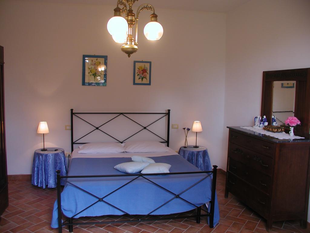 Le Ville Lorenzana Luaran gambar